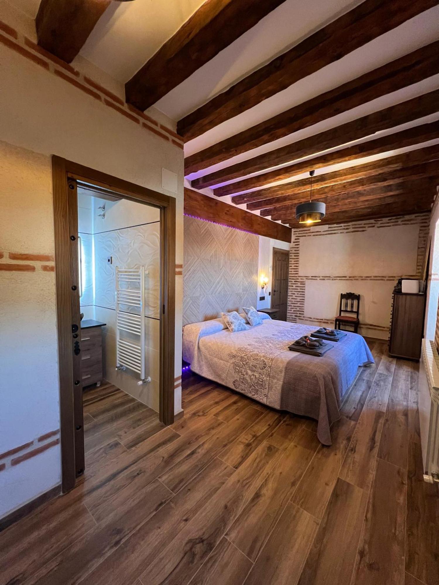 Casa Rural El Torreon Fontiveros Rom bilde